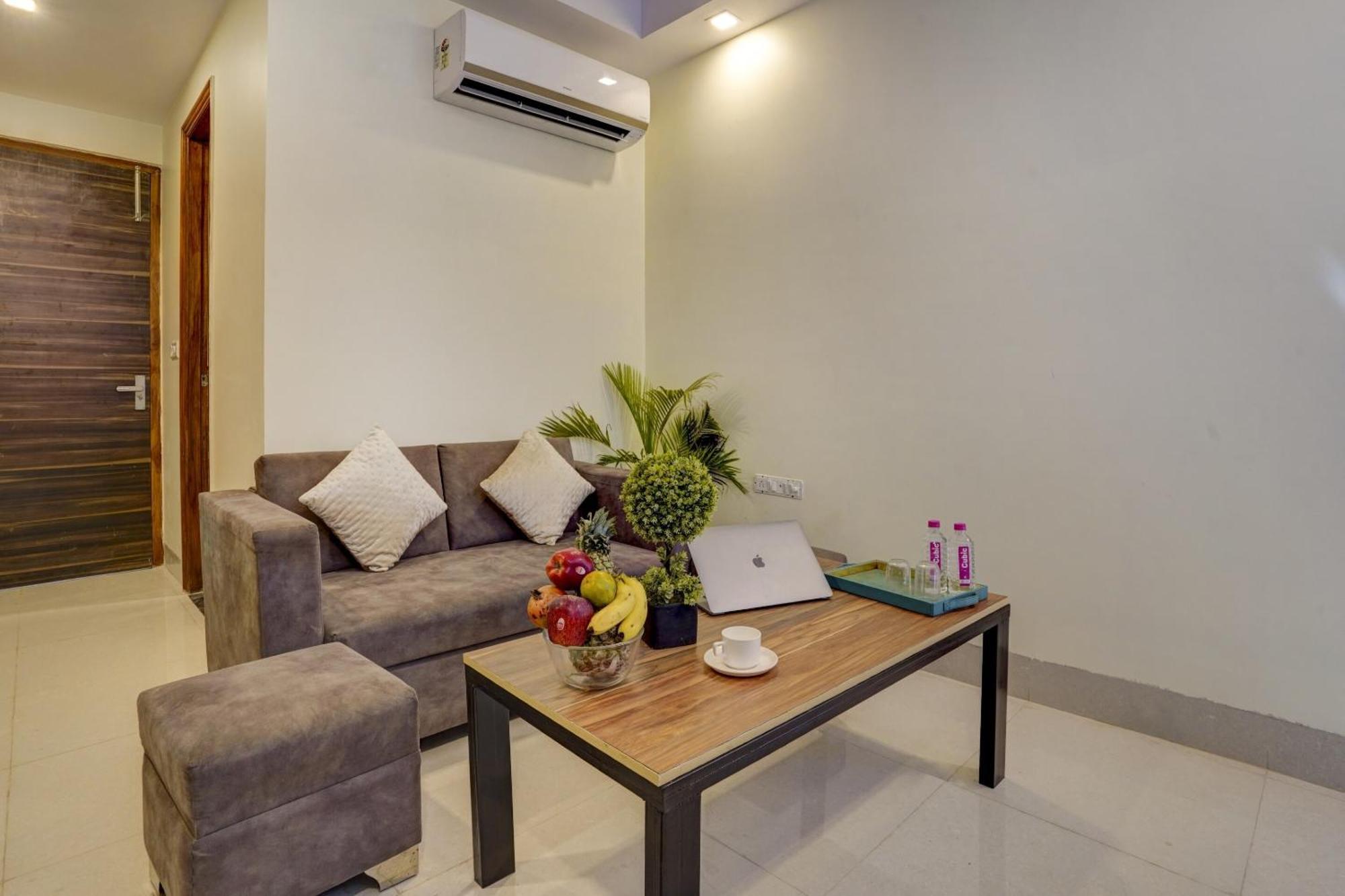 Townhouse Jagatpura & Pratapnagar Hotel Siroli Exterior foto
